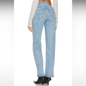 Levi’s Ribcage Straight Leg Jeans - 24